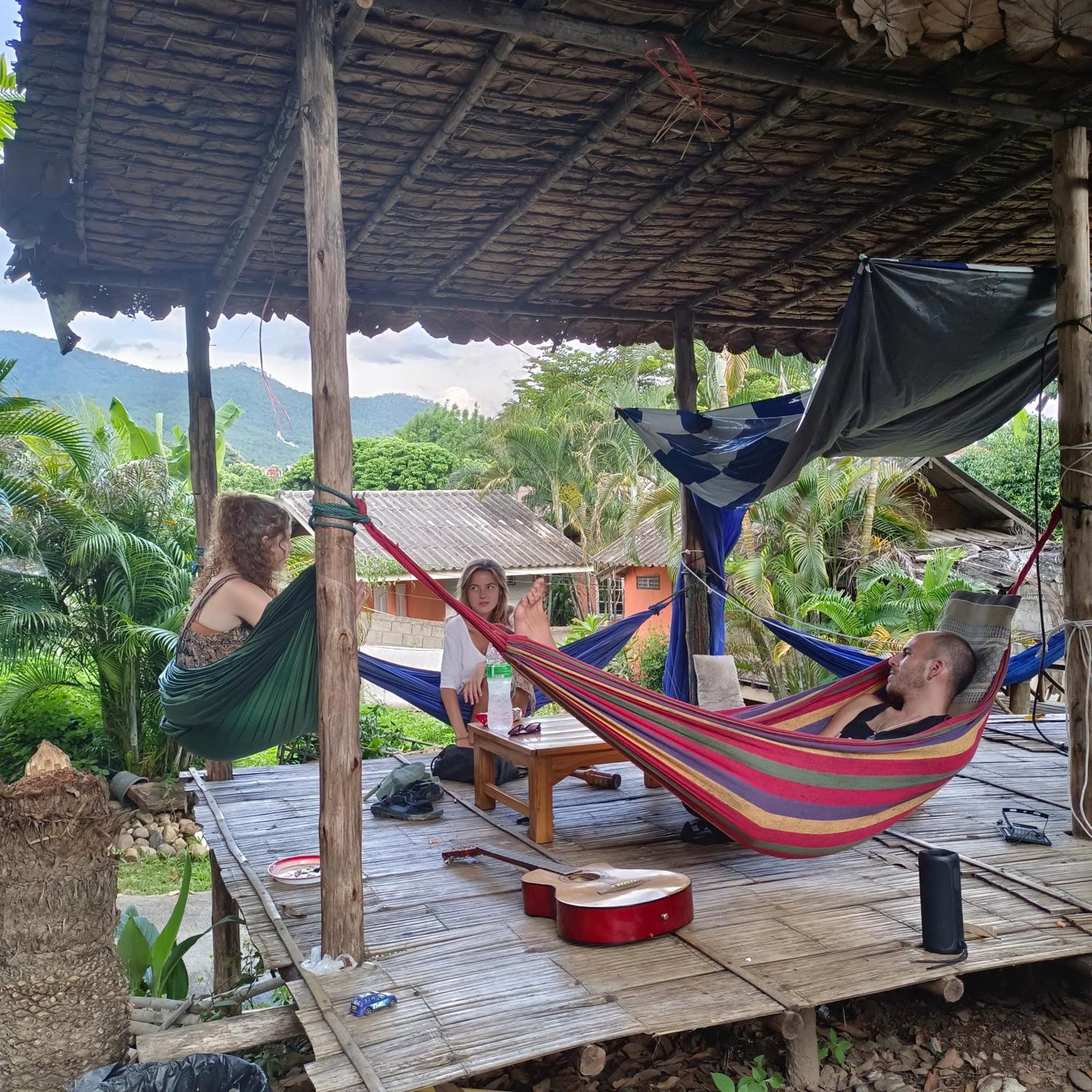 Sunny Tayai Hostel Pai Exteriör bild